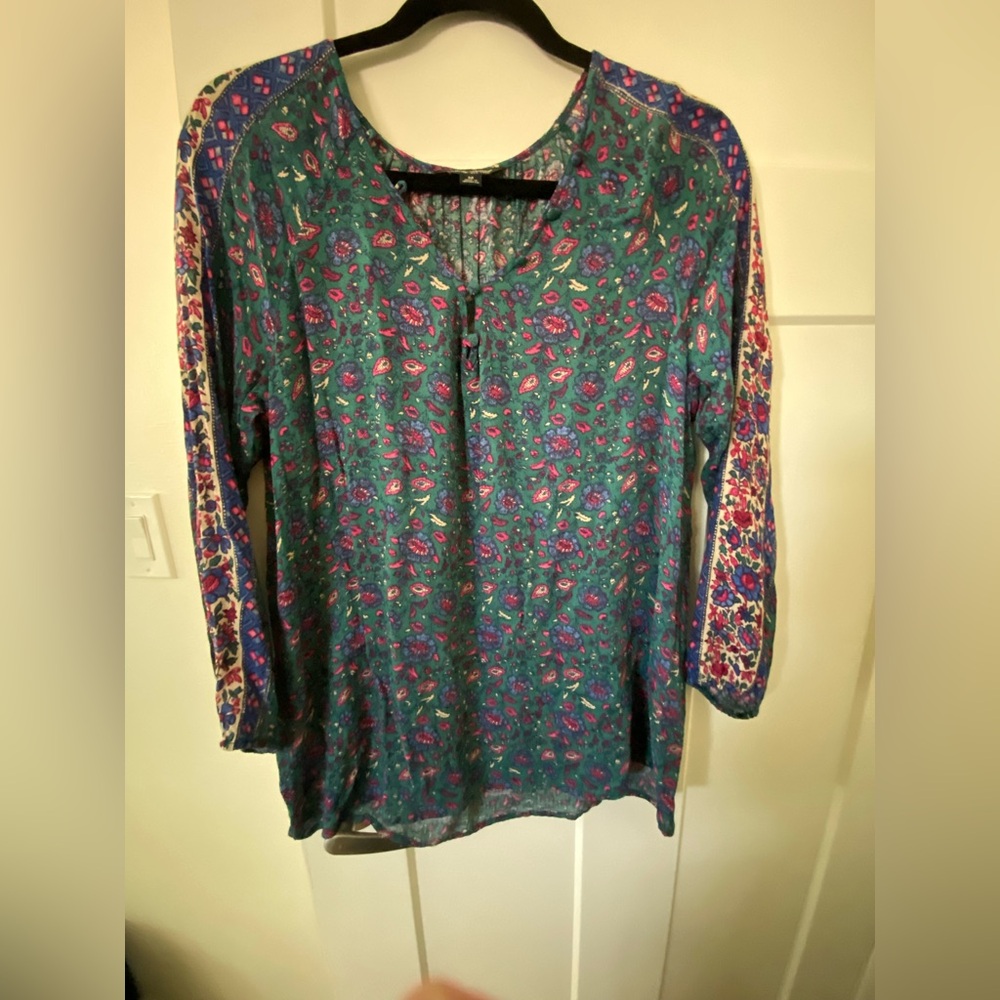 Lucky Brand top